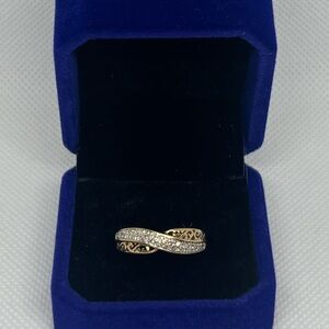 Vintage 9K Gold Diamond Ring, size 7